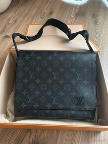 Louis Vuitton District Messenger Bag PM panska taška - 8