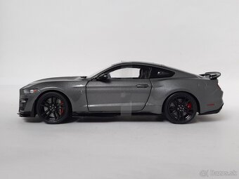 1:18 - Ford Mustang Shelby GT500 (2020) - Solido - 1:18 - 8