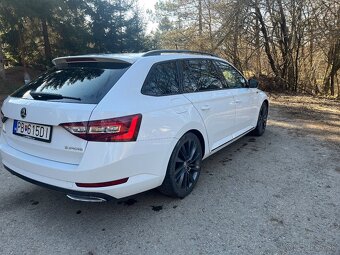 Škoda superb sportline - 8