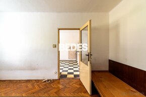 BEDES | Pôvodný 1 izbový byt v centre, ulica Nádražná - 8