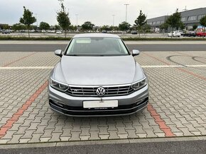 Volkswagen Passat 2.0 TDi R-line DSG Full LED ČR - 8