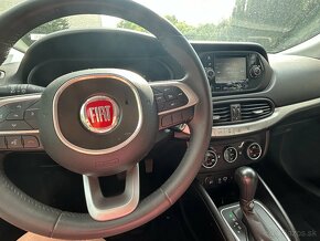 Fiat TIPO   1,6 benzin  automat - 8