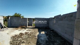 HALO reality - Predaj, pozemok pre rodinný dom   1150 m2 Hor - 8