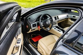 Jaguar XF 3,0 V6 8AT Luxury (benzín, atmosféra, svetlá koža) - 8