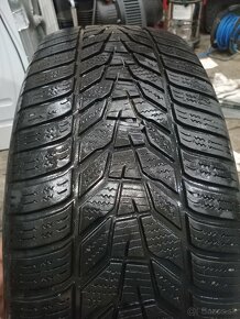 PREDÁM elektrony na vw touareg 235/60 R18 zimné - 8