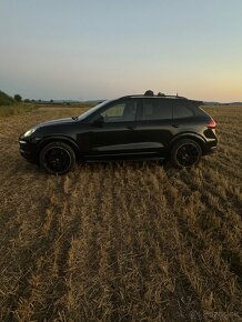 Porsche Cayenne - 8