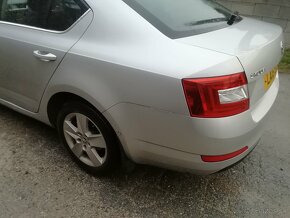 Rozpredám škoda octavia 3 sedan 1,6 tdi 77 kW strieborna - 8