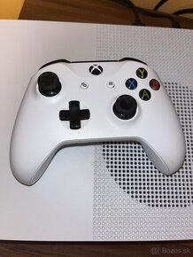 Xbox one s - 8