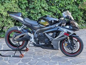 Suzuki GSXR600 GSXR 600 k6 2006 - 8