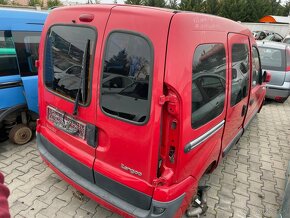 Lacno rozpredám Renault Kangoo 1997-2009 na náhradné diely - 8