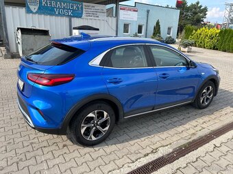 PREDÁM KIA XCEED RV 2023 1.5 TGDI 7AT - 8