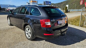 Škoda Octavia Combi 1.6 TDI Business 4x4 - 8