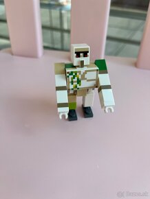 Lego Minecraft 21172 Zničený portál - 8