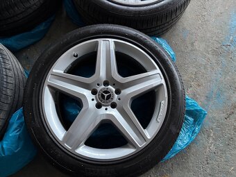 Mercedes ml gl amg R20 original pireli letne 265/45r20 - 8