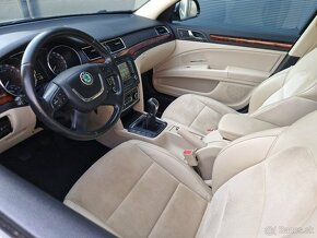 Škoda Superb 2.0 TDI Elegance 4x4 - 8