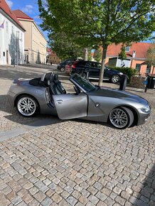 Predám cabrio BMW z4 2,5i 141kw e85 - 8