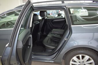 Volkswagen Passat 2,0 TDi 100 kW, Comfortline,navi,TZ - 8