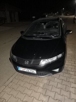 Honda Civic 1.8i-vtec 103kw - 8