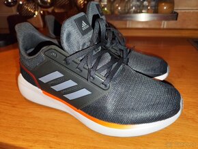 Predám nové tenisky Adidas veľkosť 44,5 - 8