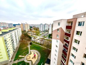 4 izbový byt- PEČNIANSKA Bratislava - zariadený - 8