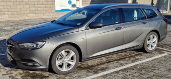 Opel insignia ST - 8