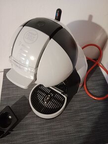 Kapsulový kávovar Dolce Gusto - 8