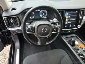 Volvo V60 B3 Momentum A/T, Mesačne: 275€ - 8