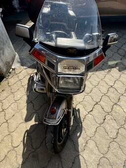 Honda goldwing 1200 - 8