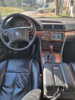 BMW 735i E38 - 8