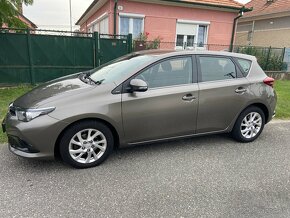 Toyota Auris 1.6 Valvematic - 8