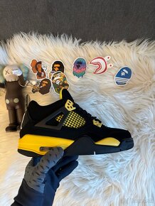 Jordan 4 - 8