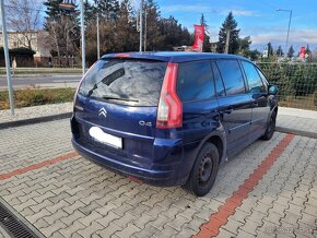 Predám citroen c4 1.6 hdi diesel rok výroby 2008 - 8