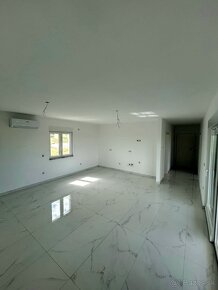 Moderný 2-izbový apartmán v novostavbe, Privlaka/Chorvátsko - 8