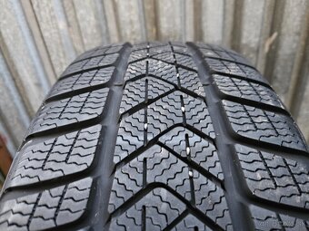 Zimné pneumatiky Pirelli Sottozero - 225/55 r17 97H - 8