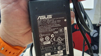 Asus K52j - na diely - 8