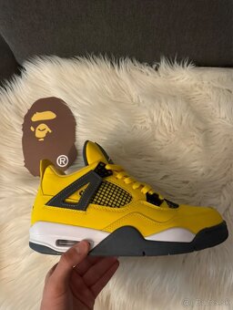 Jordan 4 retro lightning - 8