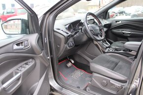 Ford Kuga 2,0 TDCi 88 kW ST-LINE AUTOMAT - 8