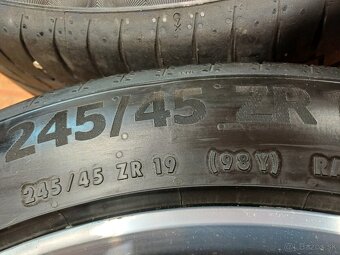 hlinikové disky Hyundai/Kia--8,5Jx19-ET-40--5x114,3 - 8