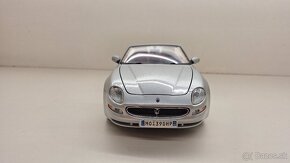 1:18 MASERATI SPYDER - 8