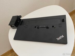 Predám dokovaciu stanicu na notebooky Lenovo Thinkpad Pro - 8