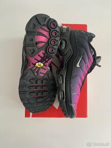 Nike Air Max Plus - Pink Black Gradient - 8