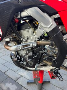 HONDA CRF 250 2020 - 8