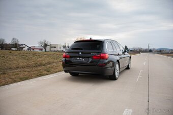 BMW 520D X-Drive 1.majitel SK Auto - 8