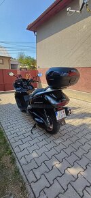 Honda Silver Wing 600 - 8