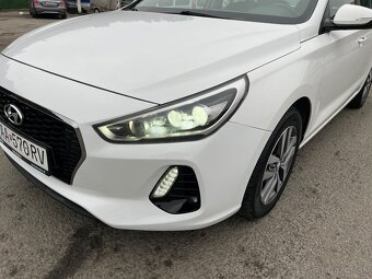 Hyundai I30 1.6 CRDi 81kw//SK VOZIDLO - 8