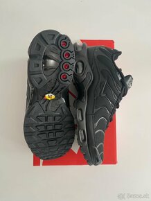 Nike Air Max Plus - Triple Black - 8