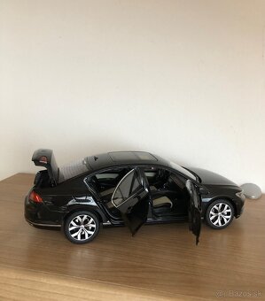 Volkswagen Passat B8 - 1:18 - 8