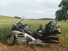 Honda Goldwing GL1800 - 8