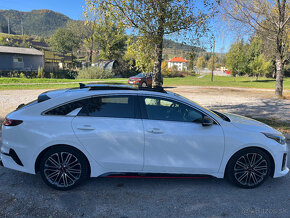 Kia ProCeed 1.6 T-GDi GT - 8