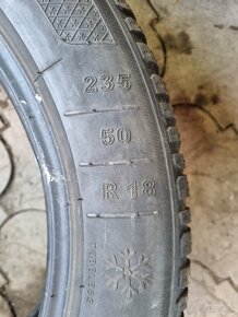 235/50R18 - 8